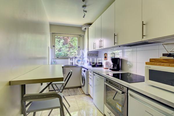 PARIS XVI, proche rue d'Auteuil, 3ch, parking balcon