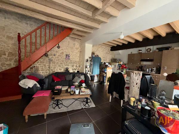 Vente maison Pons : 102 300 € - AJP Immobilier Pons