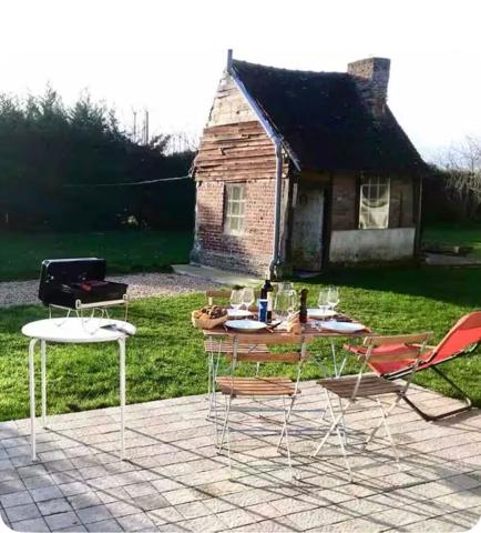 A LOUER - BOUTENCOURT Appartement meublé avec jardin et place de stationnement - 41.66 m2