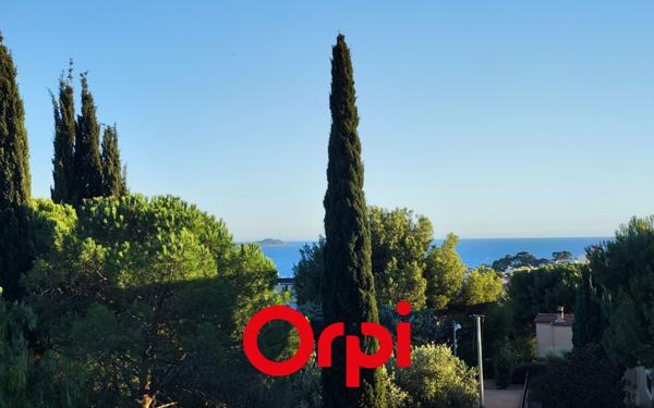 Appartement à vendre    2 pièces • 56 m2 Bandol