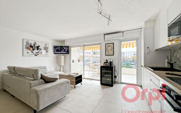 Appartement à vendre    2 pièces • 45,62 m2 Fréjus