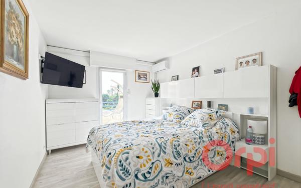 Appartement à vendre    2 pièces • 45,62 m2 Fréjus