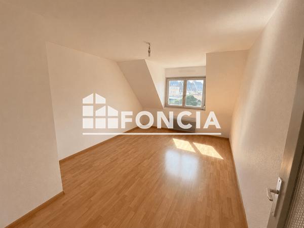 Location Appartement 3 pièces 53.24 m² - 18 RUE GOLBERY Colmar 68000