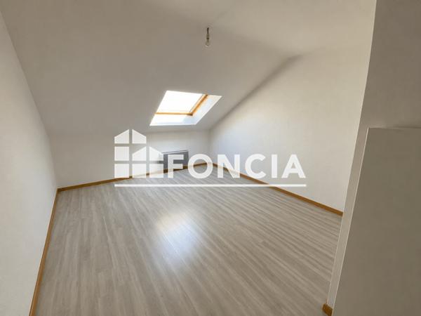 Location Appartement 3 pièces 53.24 m² - 18 RUE GOLBERY Colmar 68000