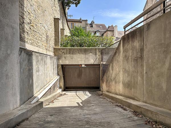 Parking 12.65 m2