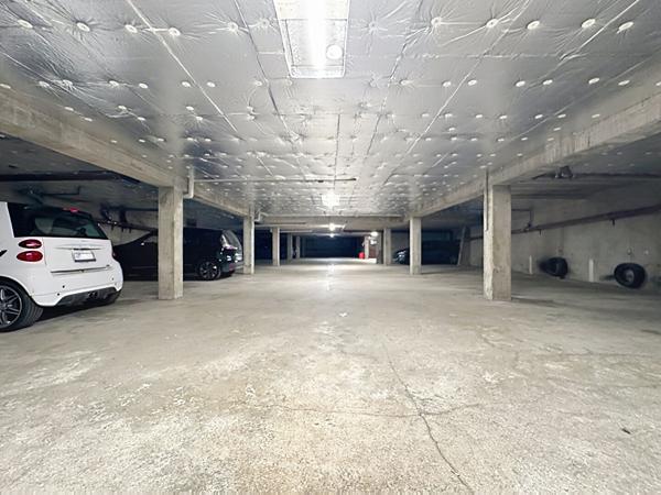 Parking 12.65 m2