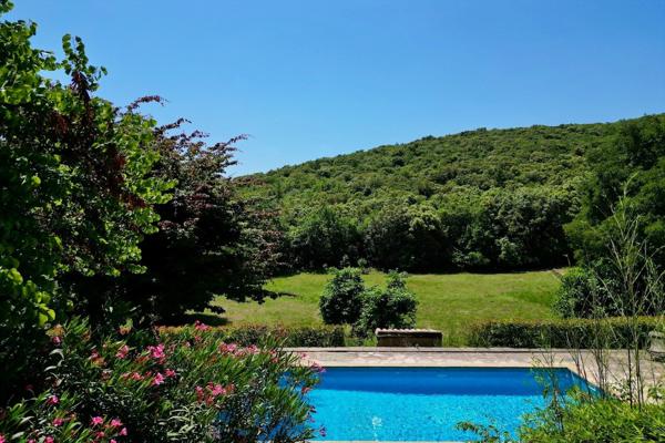 Vente Mas Anduze 33 Pièces 847 m²