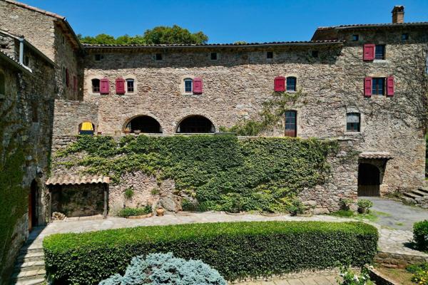 Vente Mas Anduze 33 Pièces 847 m²