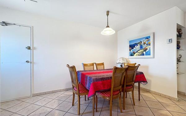 Maison à vendre    4 pièces •  La Rochelle