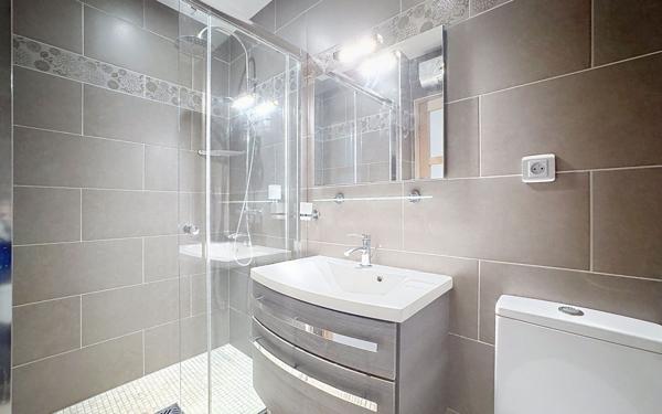 Maison à vendre    4 pièces •  La Rochelle