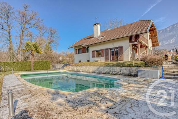 Maison à vendre  7 pièces - 197 m2 DRUMETTAZ CLARAFOND - 73