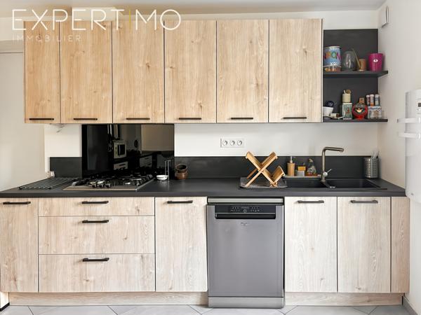 Saint-Yon (91650) Maison de charme en pierre – Résidence du Moulin 5 chambres | Jardin | Garage | DPE C