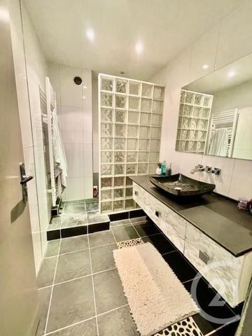 Appartement F3 à vendre  3 pièces - 65 m2 LOUVRES - 95