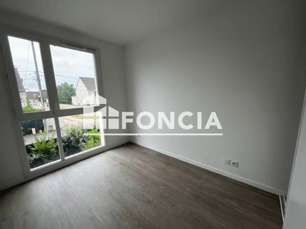 Location Appartement 3 pièces 60.84 m² - GRAND BATIMENT Pontault Combault 77340