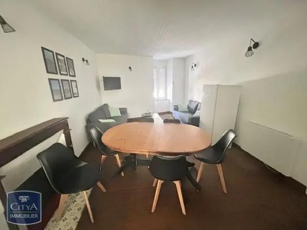 Appartement à louer 3 pièces 62.2m² Tarascon-sur-Ariège (09400)