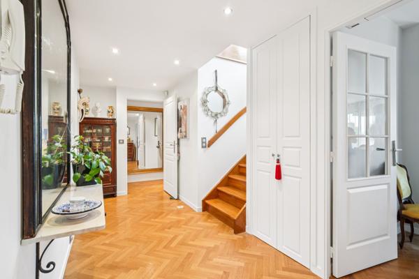 Vente Appartement de luxe Neuilly-sur-Seine 5 Pièces 134 m²