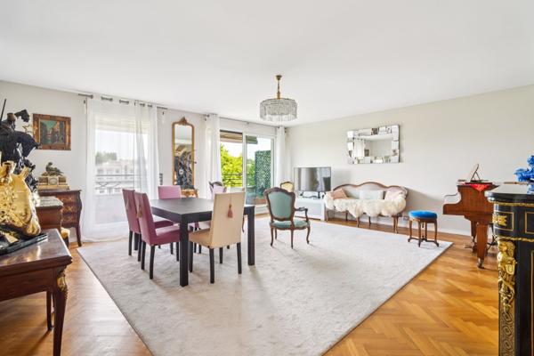 Vente Appartement de luxe Neuilly-sur-Seine 5 Pièces 134 m²
