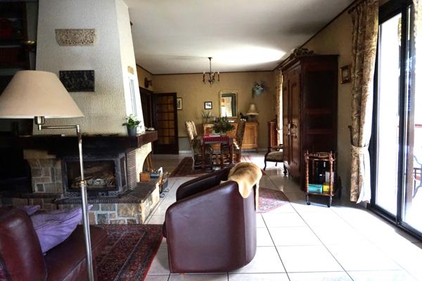 MAISON 235 m2 avec 2 logements indépendants