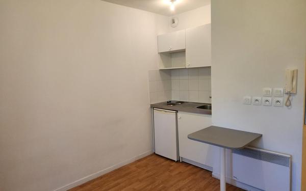 Appartement à louer    1 pièce •  Maubeuge