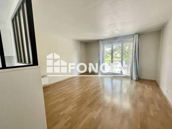 Location Studio 36.03 m² - 4 RUE DE LA BERGERIE Voisins Le Bretonneux 78960
