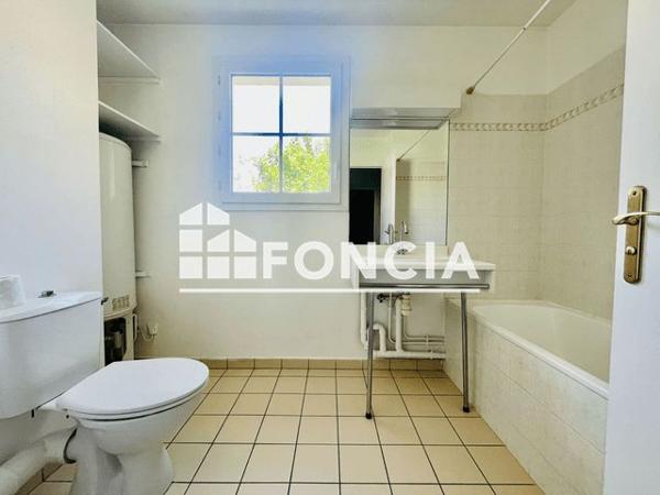 Location Studio 36.03 m² - 4 RUE DE LA BERGERIE Voisins Le Bretonneux 78960