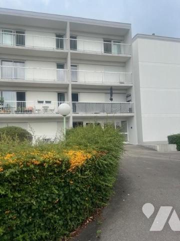 VANNES - PROCHE LYCEE COMMERCES ET TRANSPORTS