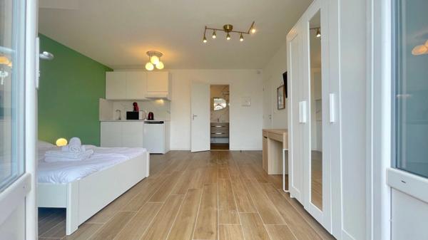 Appartement à louer 1 pièces LA COURNEUVE (93)