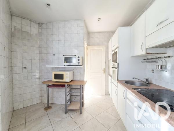 Immeuble à vendre 146,77 m² Aubervilliers