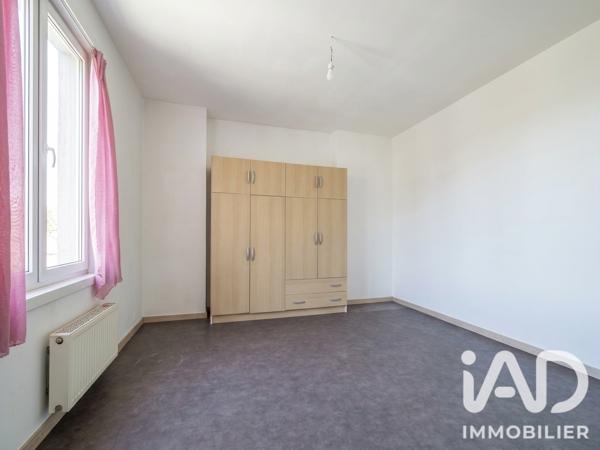 Immeuble à vendre 146,77 m² Aubervilliers