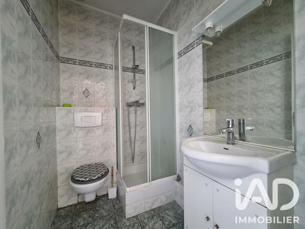 Immeuble à vendre 146,77 m² Aubervilliers