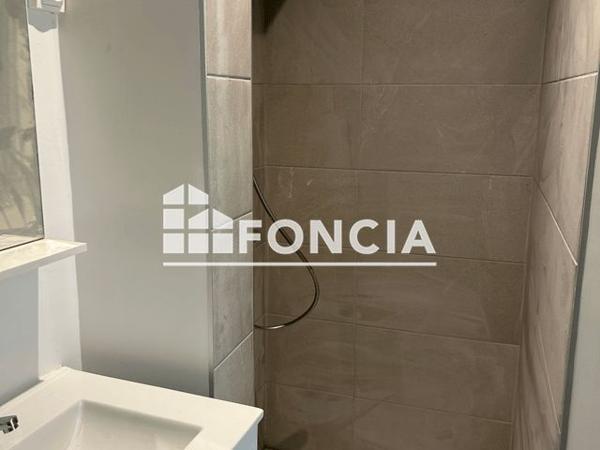 Location Maison 4 pièces 83.4 m² - 6 RUE JEAN JAURES Gourdon 46300