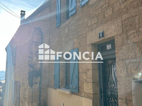 Location Maison 4 pièces 83.4 m² - 6 RUE JEAN JAURES Gourdon 46300