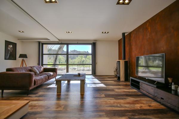 Vente Maison de luxe L'Isle-sur-la-Sorgue 7 Pièces 200 m²
