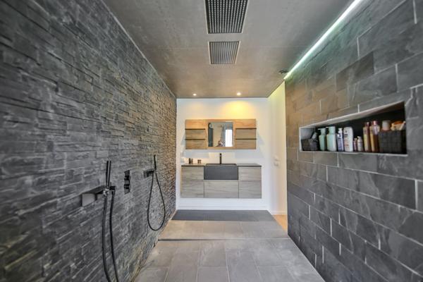 Vente Maison de luxe L'Isle-sur-la-Sorgue 7 Pièces 200 m²