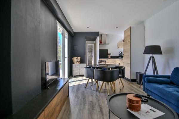 Vente Maison de luxe L'Isle-sur-la-Sorgue 7 Pièces 200 m²