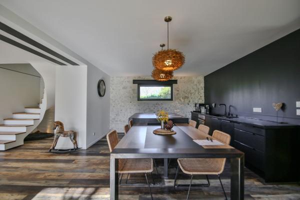 Vente Maison de luxe L'Isle-sur-la-Sorgue 7 Pièces 200 m²