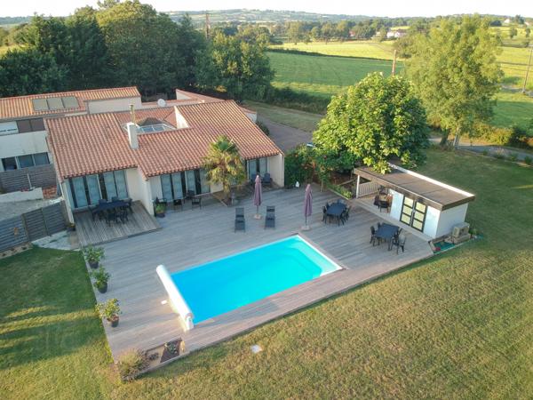 MAISON ARCHITECTE 331 m2 6 CHAMBRES