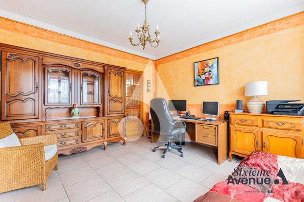 Maison 11 pièces 232 m2