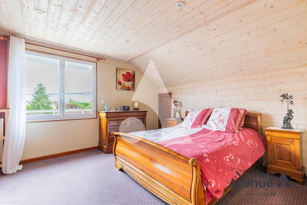 Maison 11 pièces 232 m2