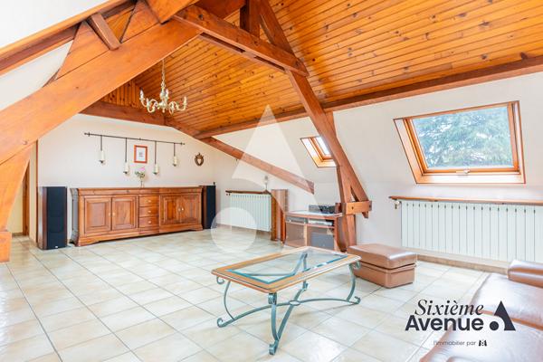 Maison 11 pièces 232 m2