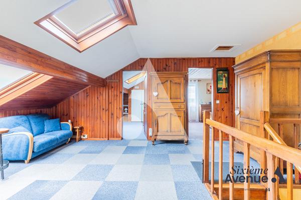 Maison 11 pièces 232 m2