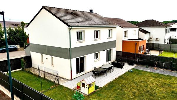 YUTZ AÉROPARC – Superbe maison contemporaine de 130 m² – 4 chambres – Prestations de qualité