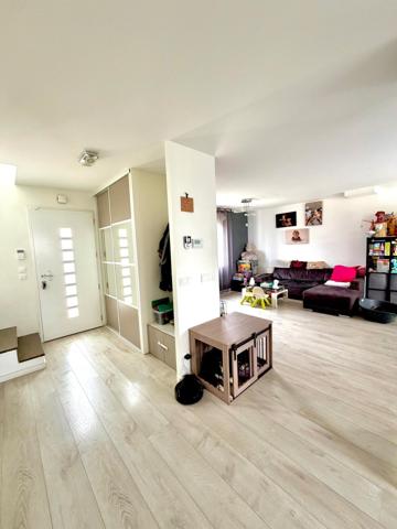 YUTZ AÉROPARC – Superbe maison contemporaine de 130 m² – 4 chambres – Prestations de qualité