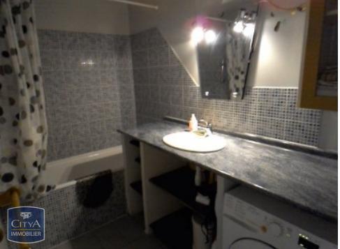 Appartement à louer 3 pièces 62.93m² Pau (64000)