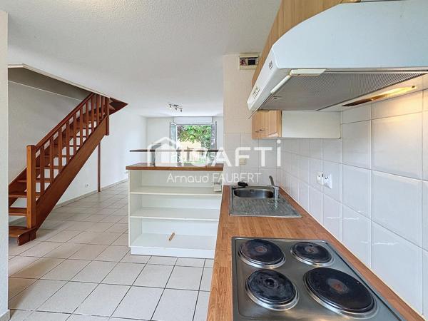 Maison deux chambres avec jardin arboré et parking