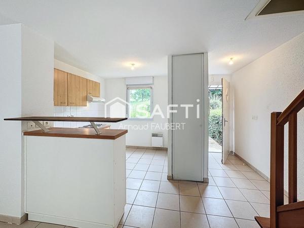 Maison deux chambres avec jardin arboré et parking