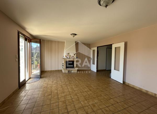 CHAETAUROUX - Quartier PMC - pavillon plian-pied - 2 chs - Garage - jardin - terrasse