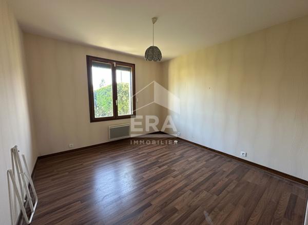 CHAETAUROUX - Quartier PMC - pavillon plian-pied - 2 chs - Garage - jardin - terrasse