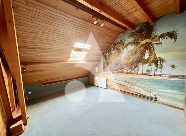 Maison 7 pièces 211.41 m2