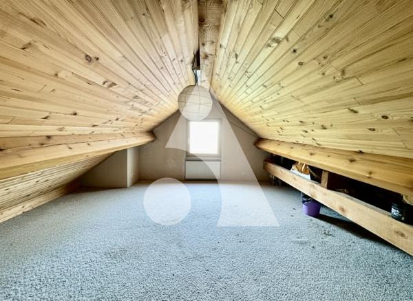 Maison 7 pièces 211.41 m2